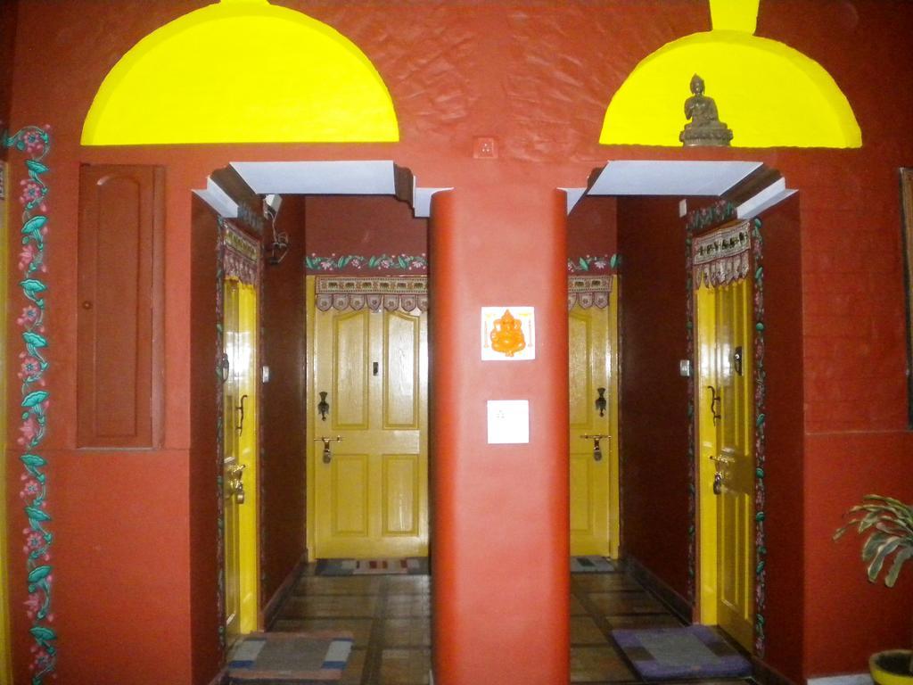 Ganpati Guest House Waranasi Zewnętrze zdjęcie